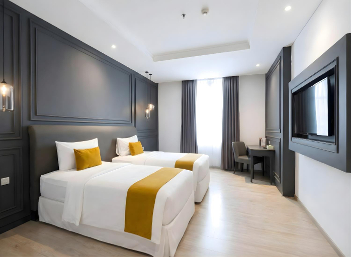 bedroom 8