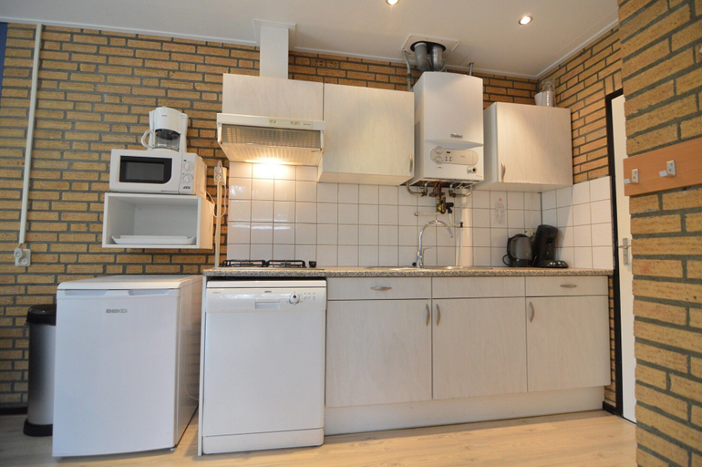 Private kitchen, Dine & Unwind Vacation Spot, Weert