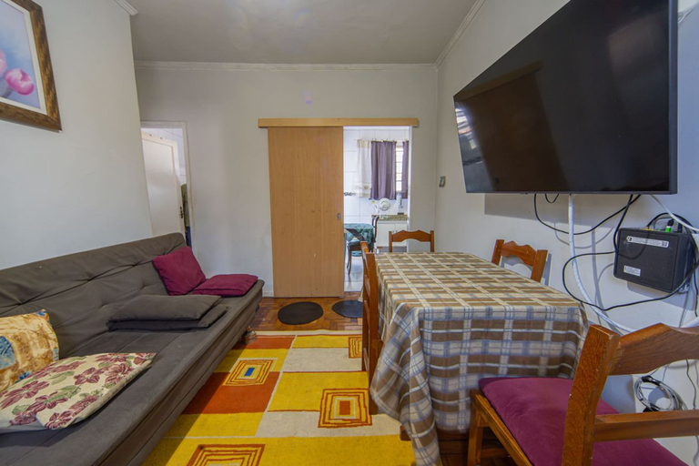 Room 5, Apto 2 Quarto com Ar Condicionado em Vila Mathias, Santos