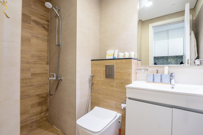 Bathroom, Masdar The Gate Studio, Abu Dhabi City