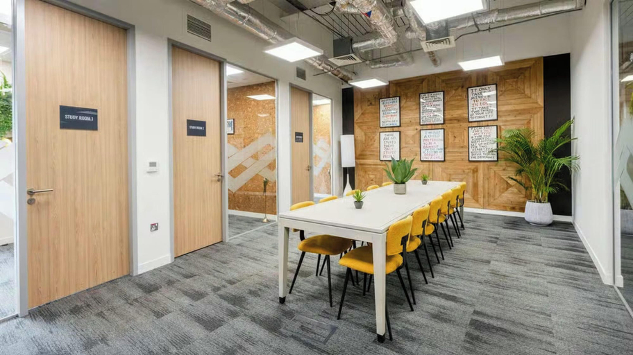 Meeting facility, For Students Only Accommodations in Nottingham, Nottingham