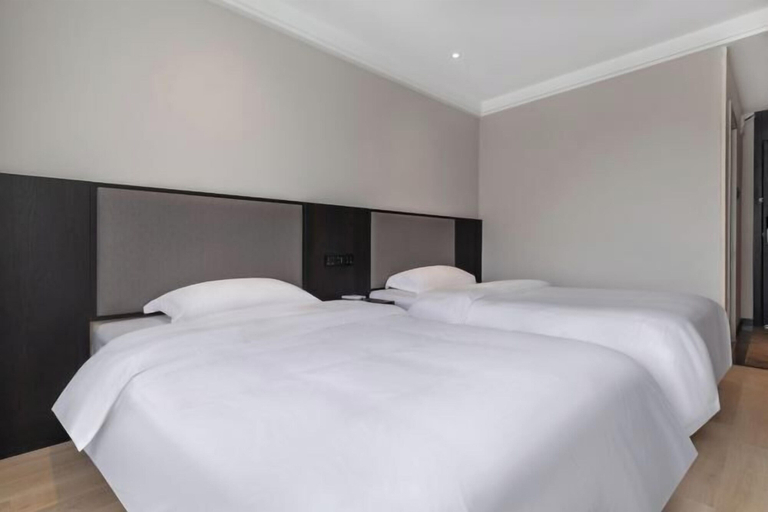 Bedroom 3, Super 8 Hotel (Shanghai Jinshan City Beach), Shanghai