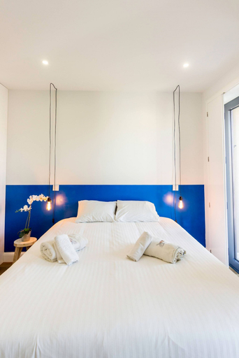 Room 3, Guest H4u - Hero smo Balcony 3T, Porto