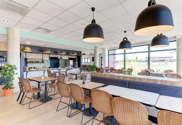 Restaurant 4, B&B Hotel Moulins Avermes, Allier