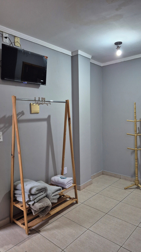 Bedroom 3, Hotel Universo, Goiania