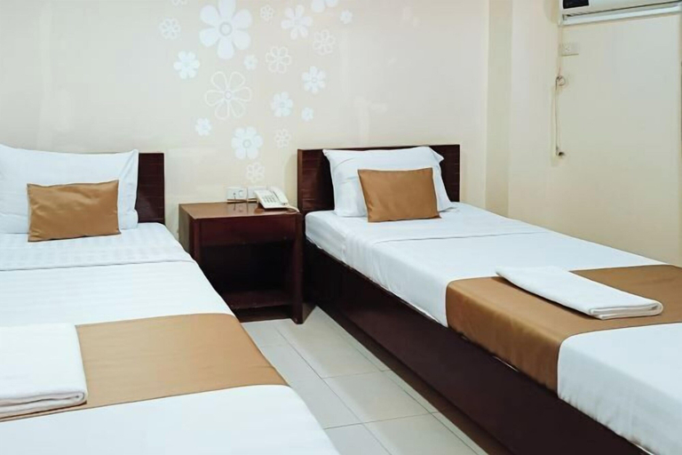 Bedroom 3, Hotel Juliana by RedDoorz, Tuguegarao City