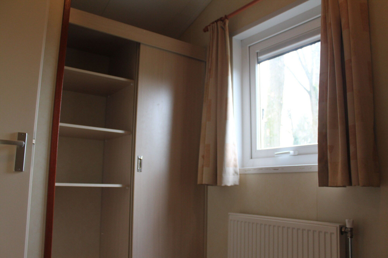 Bathroom, Chalet in Voorthuizen With Indoor Pool, Barneveld