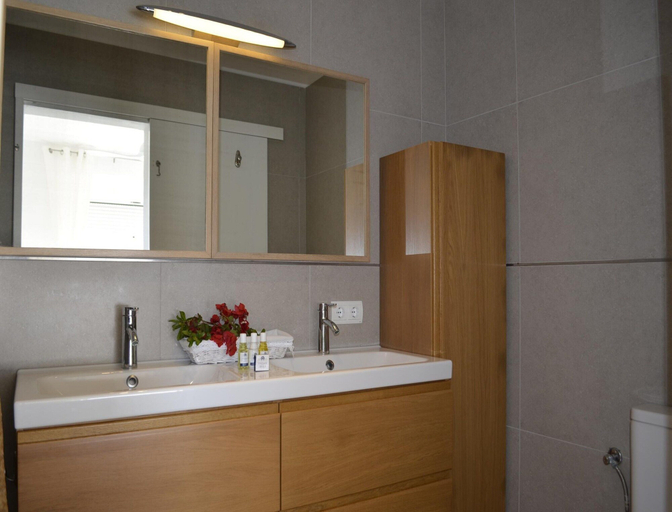 Bathroom 2, Belvilla by OYO Vista de Mar, Baleares