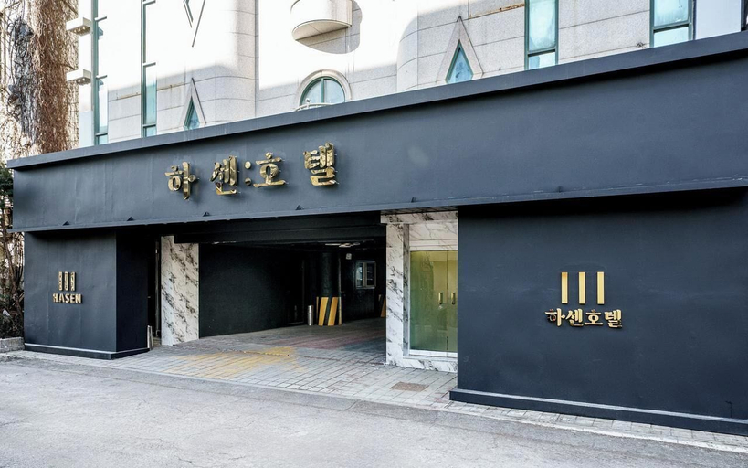 Exterior detail, Hasen Wolgot Hotel, Siheung