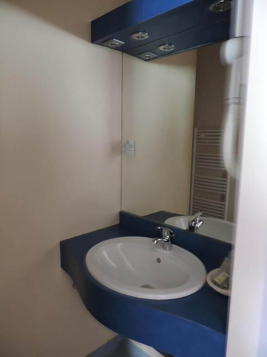 Bathroom 4, hôtel le grand chêne, Loir-et-Cher