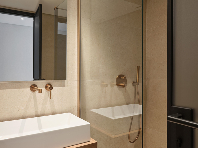 Bathroom 3, Nur Hormos Signature Hotel, Attica