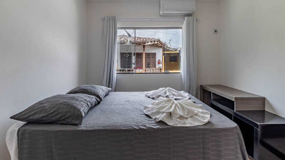 Room 2, Apto com Varanda e Piscinas em Porto Seguro, Porto Seguro