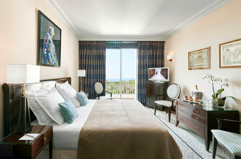 Bedroom 3, Juana, Alpes-Maritimes