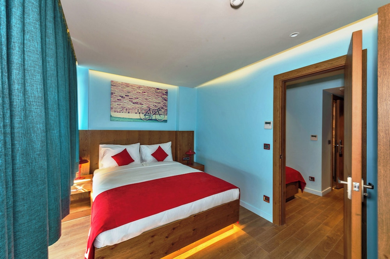 Bedroom 3, Taksim Nis Hotel, Beyoğlu