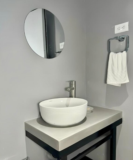 Bathroom 4, Siqui Pods, Siquijor