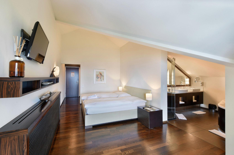 Bedroom 3, Hotel Uto Kulm Car-Free Hideaway in Zurich, Affoltern