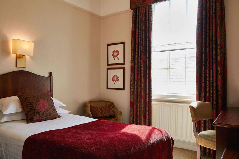 Bedroom 3, Macdonald Houstoun House, West Lothian