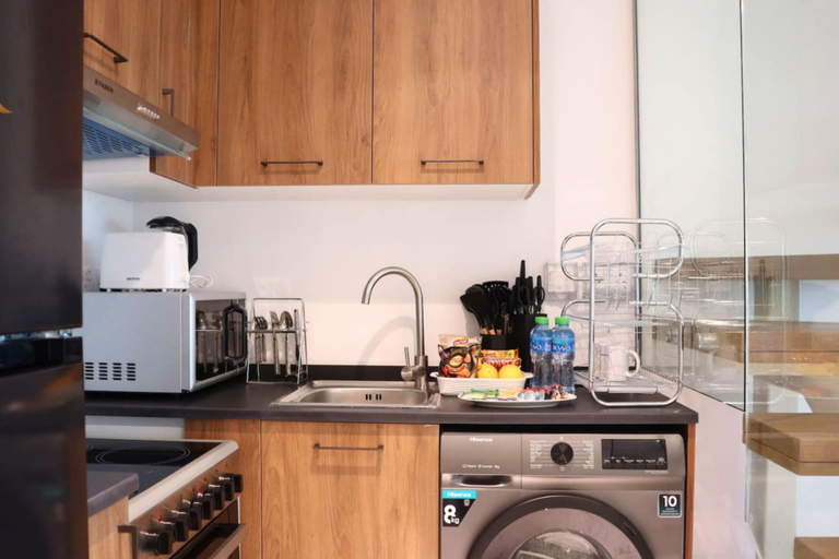 Private kitchen 4, Masdar Oasis 1 Modern Apartmenst By Rhh, Abu Dhabi City