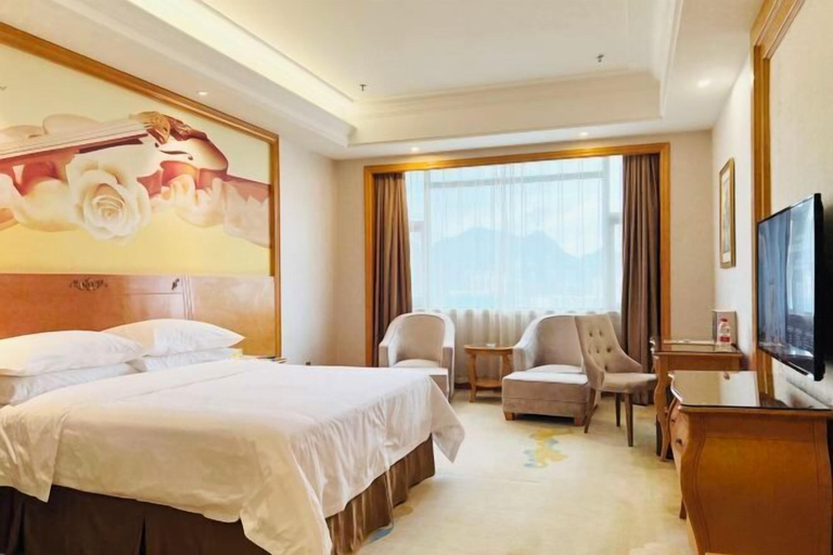 Bedroom 3, Vienna International Hotel (Daxin Detian Square), Chongzuo