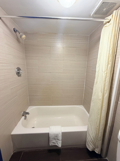 Bathroom 3, Royal INN, Chesterfield