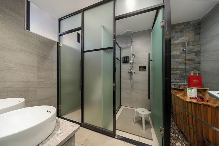 Bathroom 4, Meeteem Boutique Hotel Jingxi, Baise