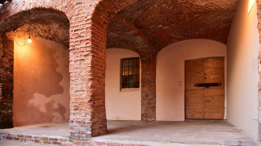 Room 5, Ronchetto, Varese