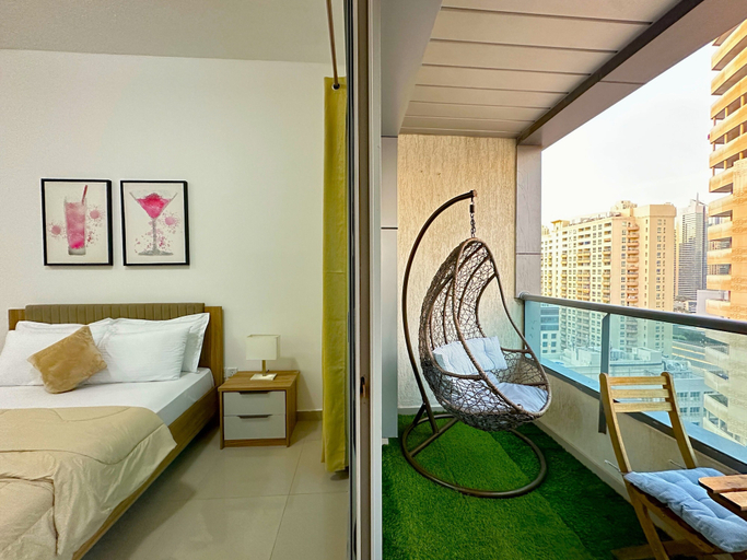 Room 5, 35 OFF in Top View Studio in Marina, Dubai