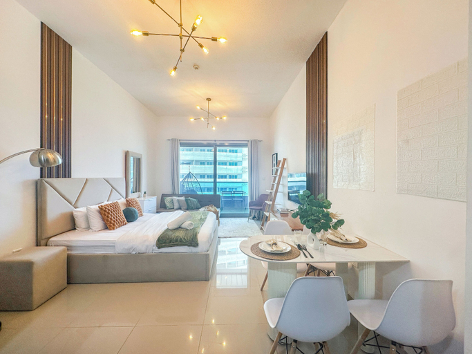 Others 5, Cool Studio near to Metro & Beach, Dubai