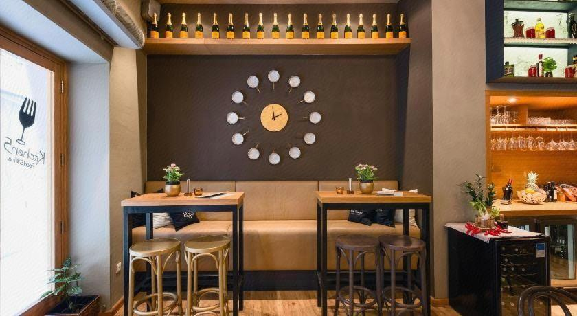 Food & Drinks 5, Central Square Heritage Hotel, Split