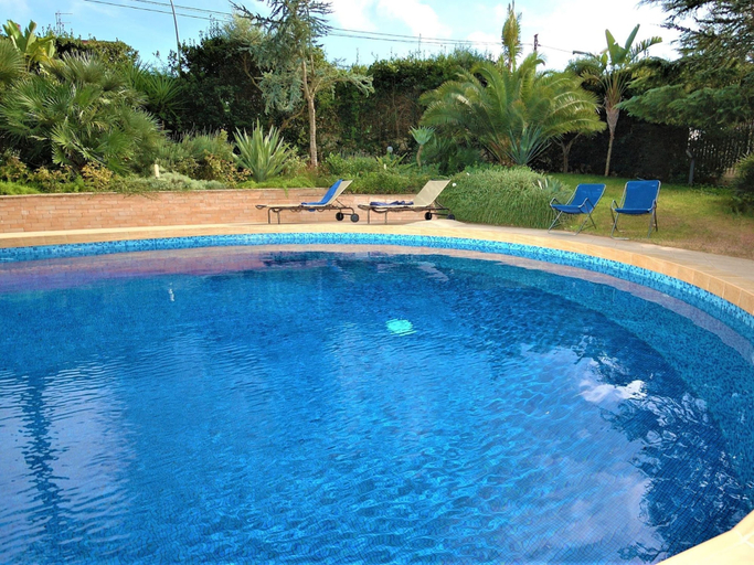 Pool 2, Villa in Valderice With Pool and Garden, Trapani