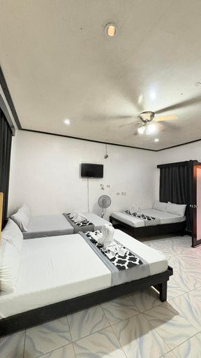 Others 5, Mia's Place, El Nido