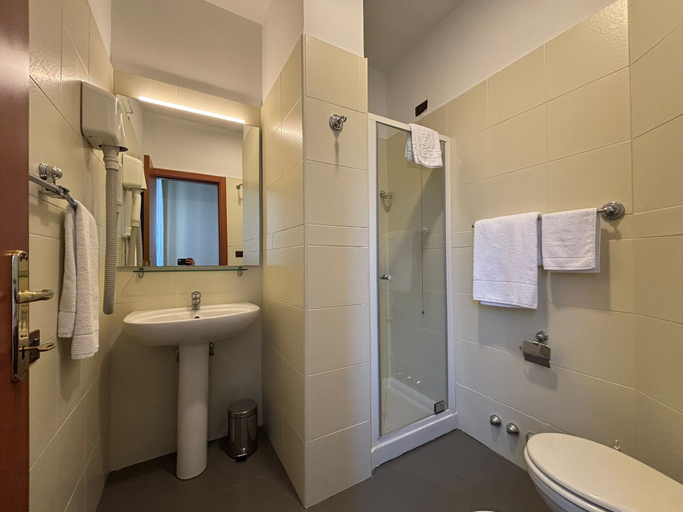Bathroom 2, Naples Park Hotel, Napoli
