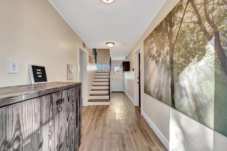 Room 3, Swann Ave 2B Sleeps 6 Walk 2 Bayshore Hyde Park, Hillsborough