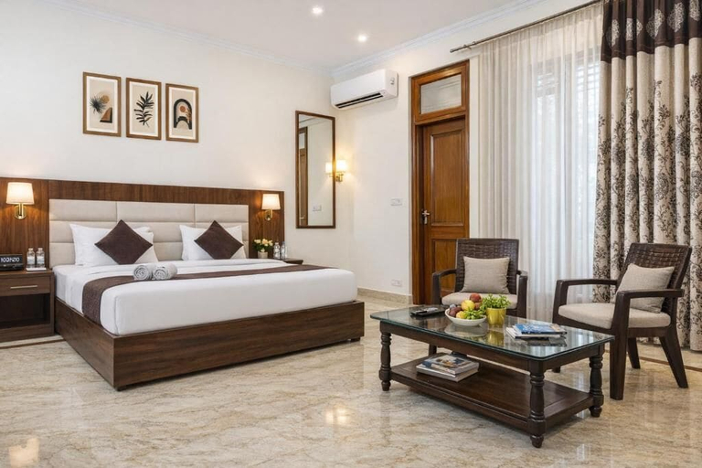 Room 3, Hotel Warm Welcome Inn, Gautam Buddha Nagar