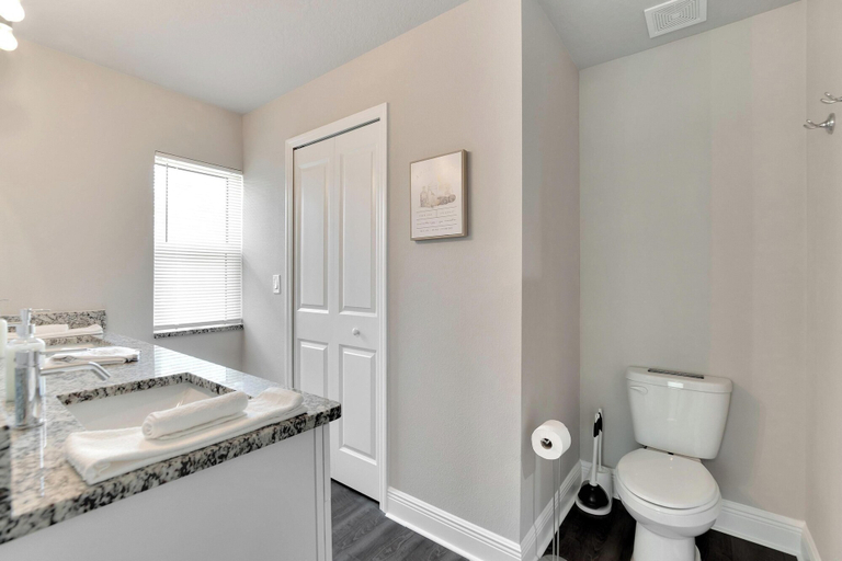 Interior 4, 6506 N 22nd St, Hillsborough