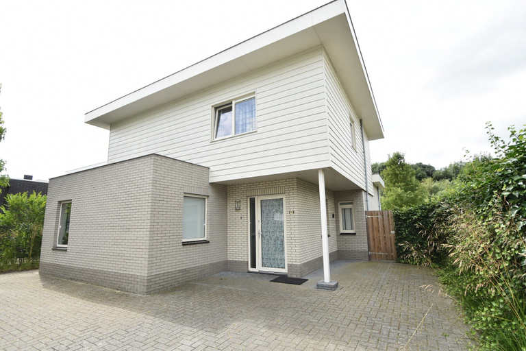 Others 4, Luxury Villa in Harderwijk With Garden, Zeewolde