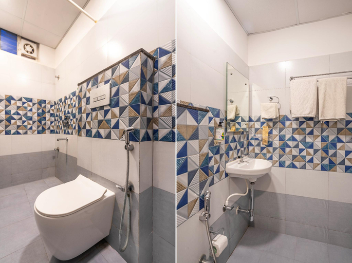 Bathroom 4, Treebo De Alphabet Gachibowli, Hyderabad