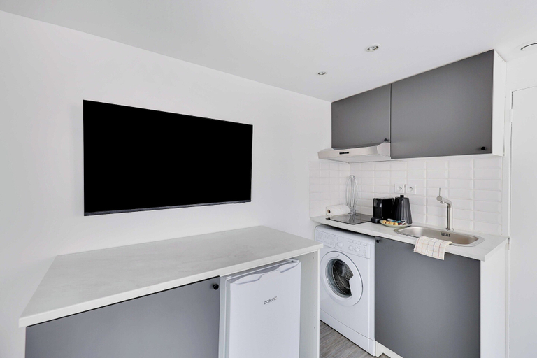 Private kitchen 4, Cozy Studio A/C 2P - Centre de Paris, Paris