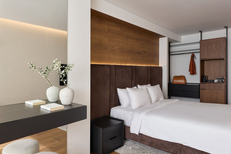 Room 2, Nur Hormos Signature Hotel, Attica