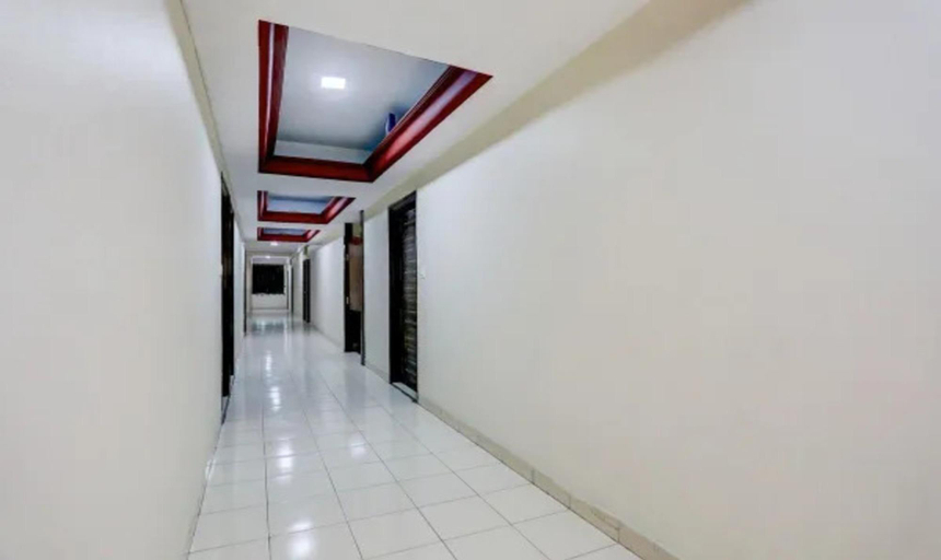 Public Area 2, FabHotel Classic, Bhopal