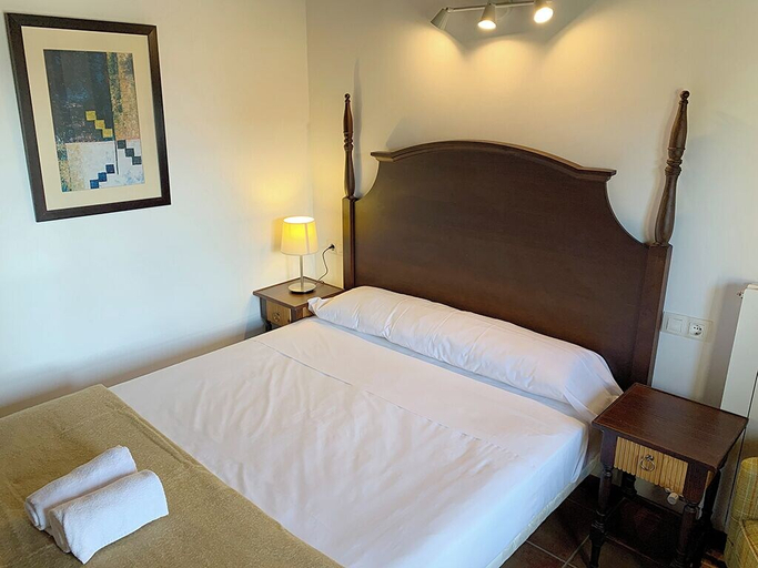 Room 5, Apartamentos Jaca Mirador Badaguas 3000, Huesca