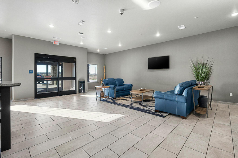 Public Area 2, Riverstone Suites - Chippewa Falls, Chippewa
