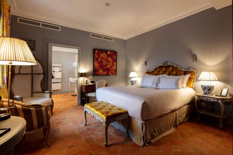 Bedroom 4, Chateau de Collias - Maison de Vacances, Gard