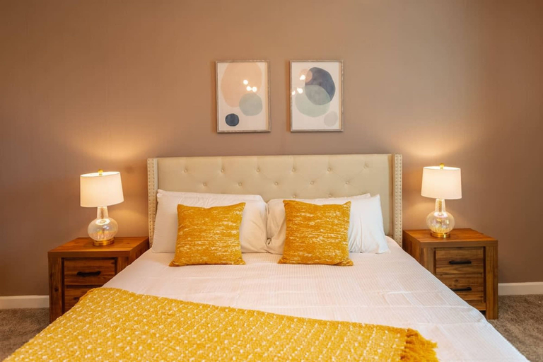 Room 2, Comfortable Beds - Fully Equipped Kitchen Pool Spa, Osceola