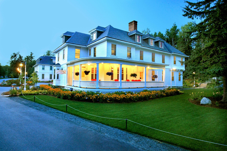 Exterior & Views