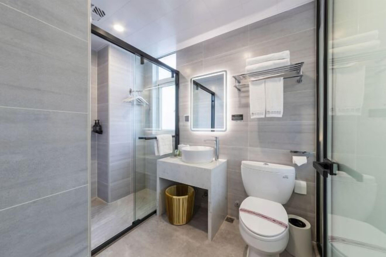 Bathroom, Qunxian Hotel, Guangzhou
