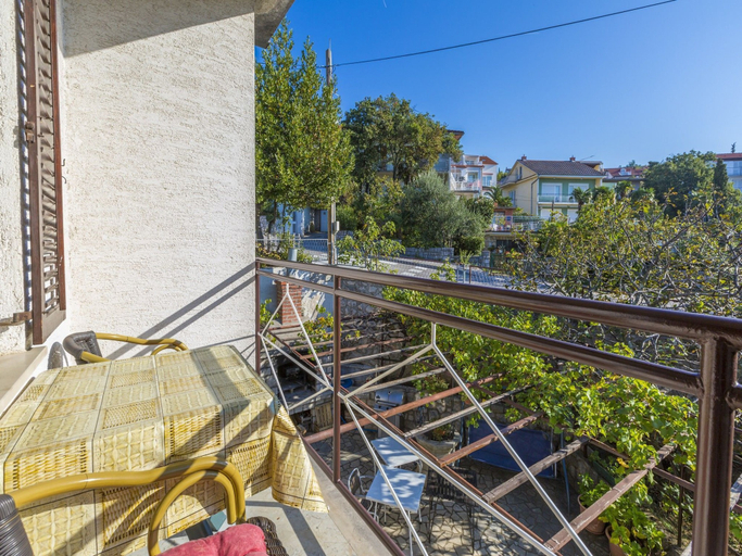 Balcony 3, Rooms Zeljka 2, Crikvenica