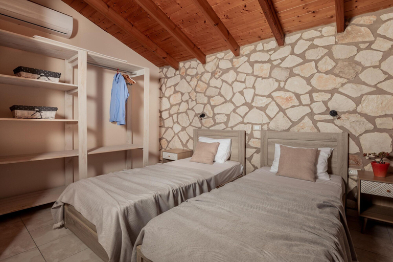 Room 4, Arca Villa - Enchanting Sunset!, Ionian Islands
