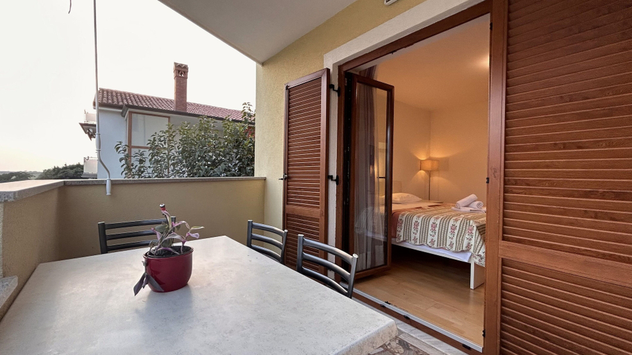 Others 5, Apartments Marija, Novigrad