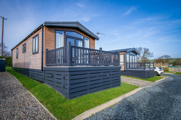 Floor plan 5, Bumblebee - 2 Bedroom Lodge - Manorbier, Pembrokeshire